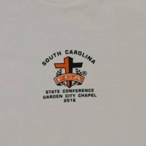 FCA Undefeated T-shirt Sz L South Carolina Conference Garden City Chapel 2016 - Picture 2 of 5